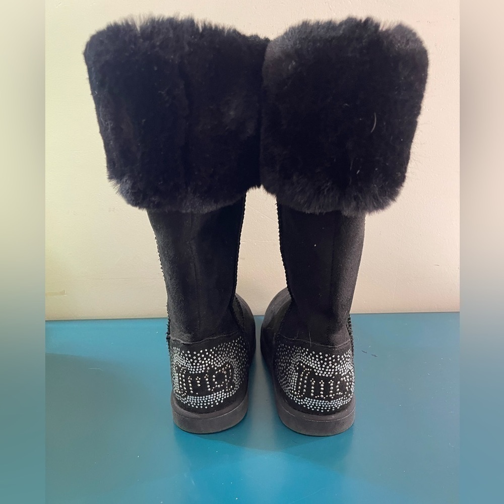 WOMEN'S SIZE 6 M JUICY COUTURE 12" FAUX FUR SUEDE WINTER FASHION BOOTS - Picture 2 of 8